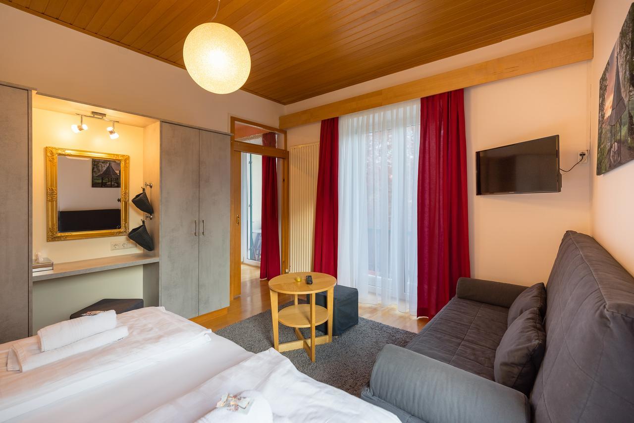 Marienhof Aparthotel 4*